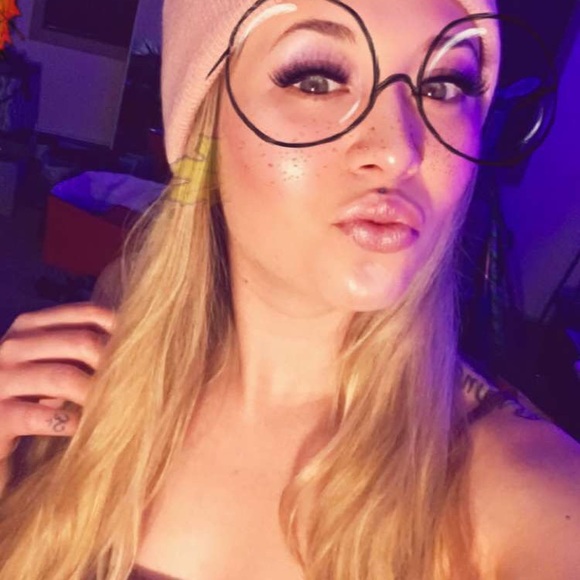 Meet your Posher, Chanté - Picture 2 of 4